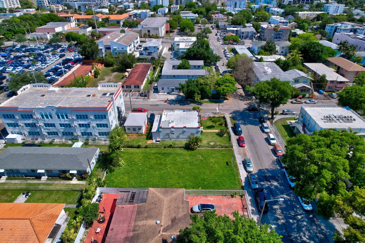 9-web-or-mls-DJI_0028_29_30 at 512 SW 6th Avenue, Miami