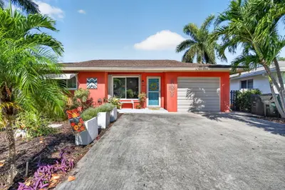 1525 N M Street, Lake Worth Beach – Single Family Residence for sale
