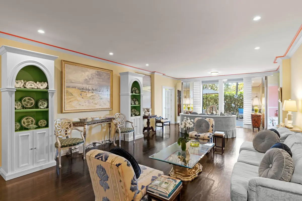 DSC02550.jpg-SMALL at 315 S Lake Drive 1a, Palm Beach