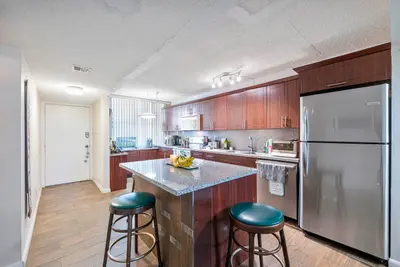 250 Jacaranda Drive 308, Plantation – sold