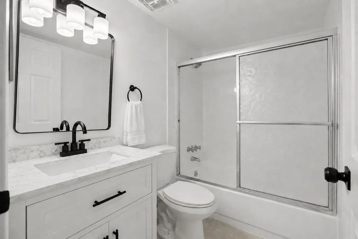 588 Trace Circle 102, Deerfield Beach, FL – photo 7