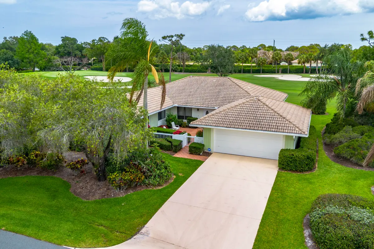 iPixx_10_20 at 1543 SW Troon Circle, Palm City