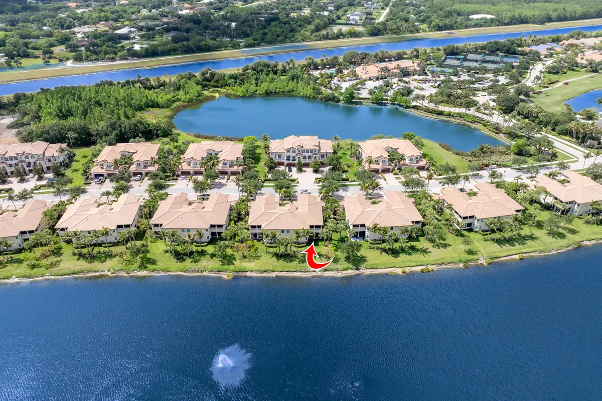 111 Tresana Blvd, 27 at 111 Tresana Boulevard 27, Jupiter