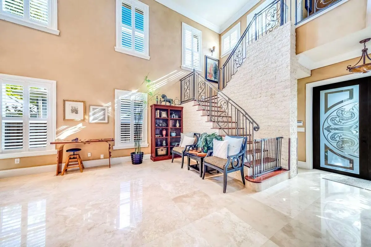 Cormicle.003 at 512 NE 12th Avenue, Fort Lauderdale