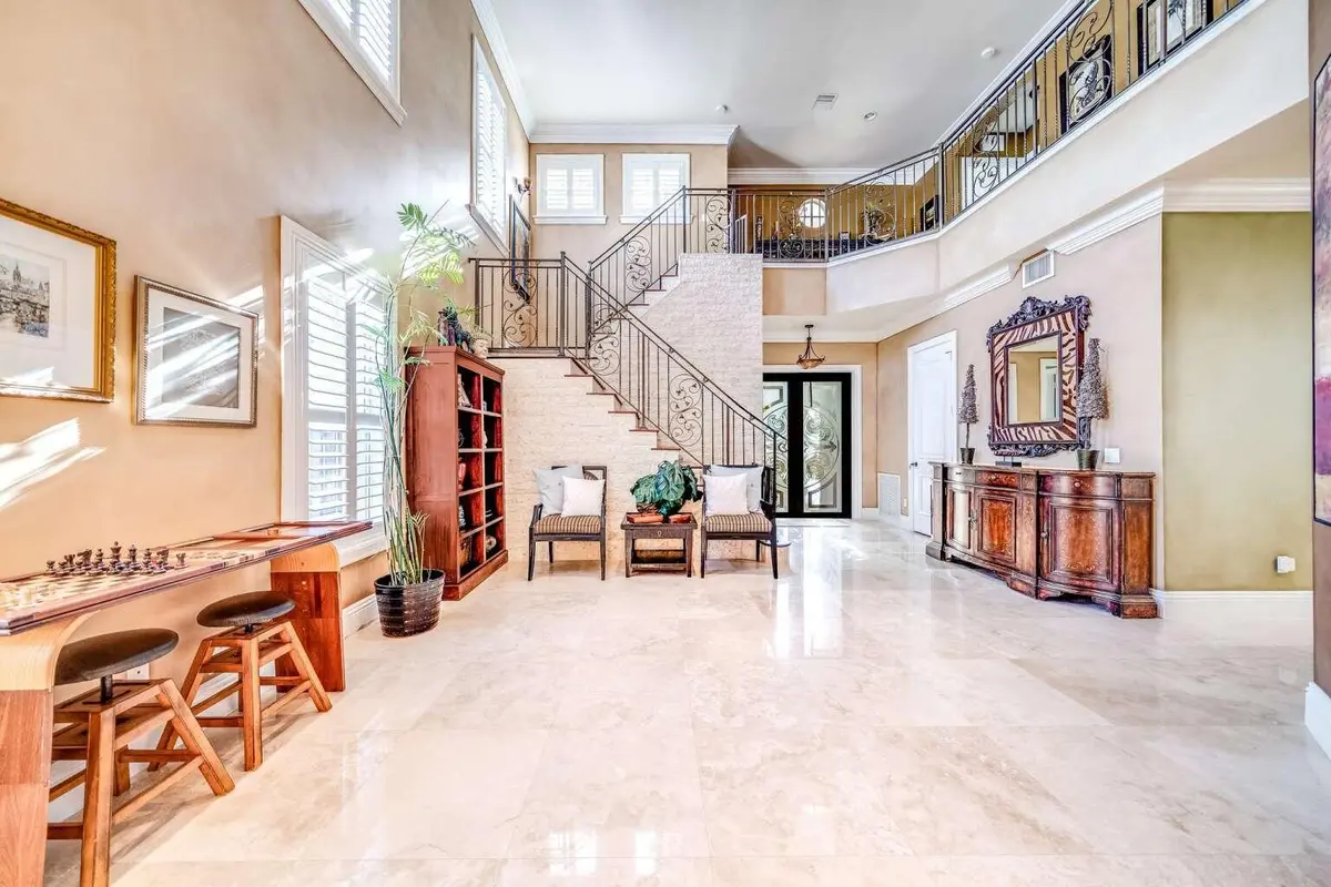 Cormicle.004 at 512 NE 12th Avenue, Fort Lauderdale