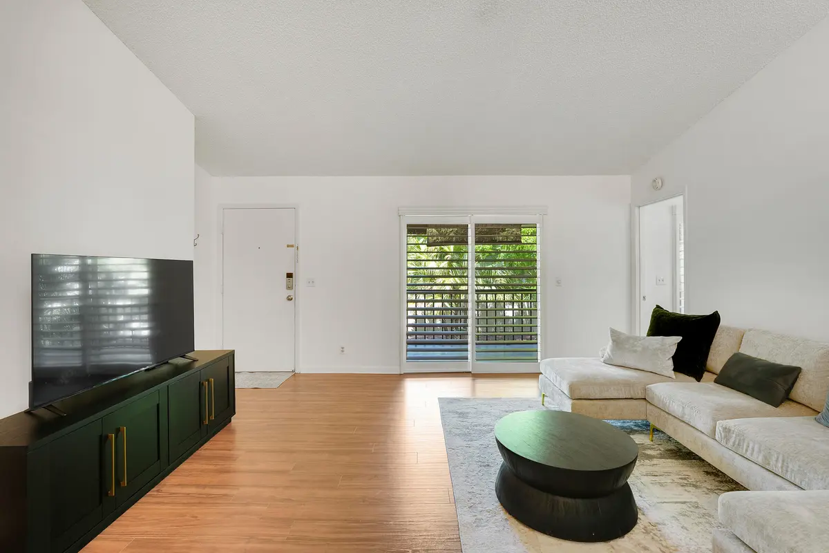 Living Area at 6520 Chasewood Drive Apt G, Jupiter