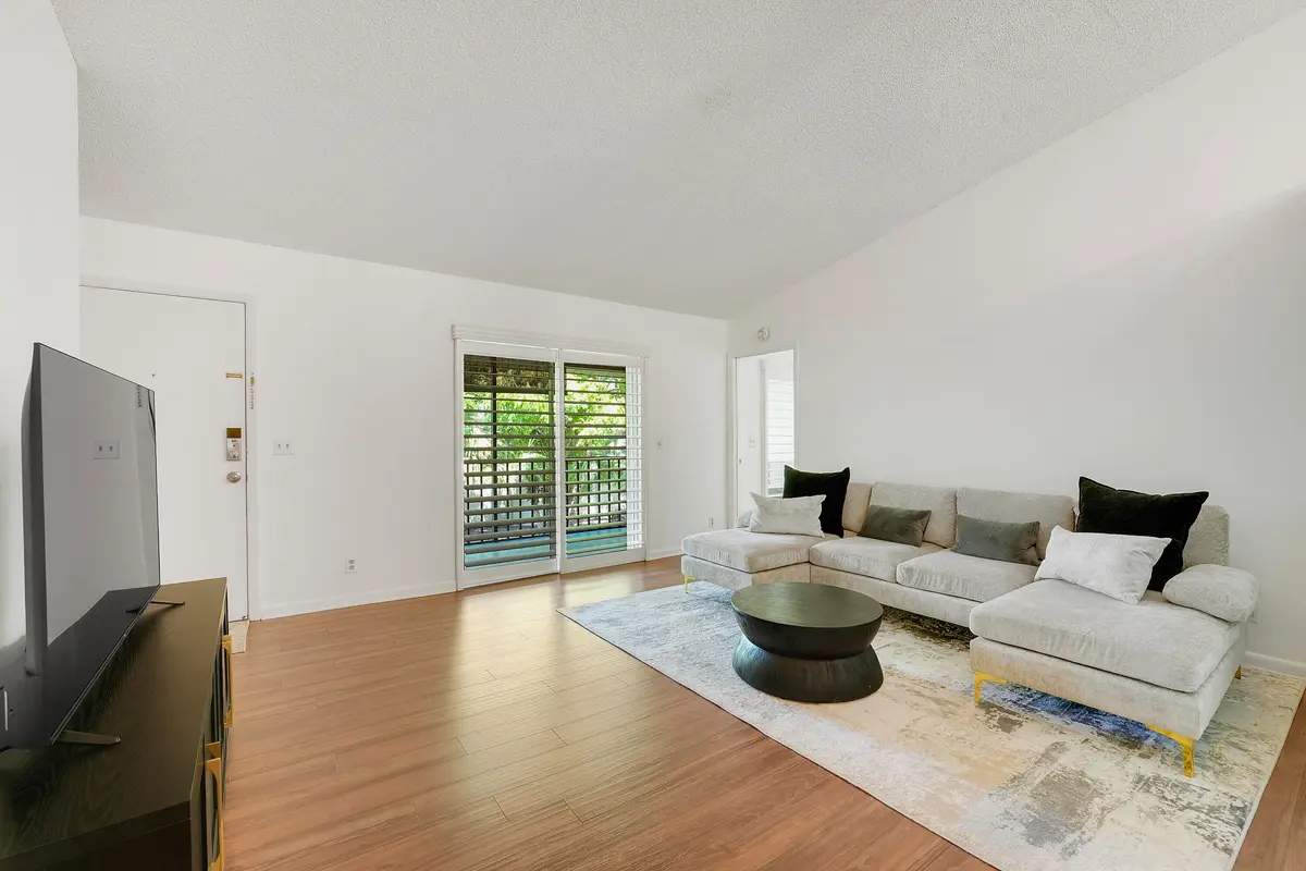 Living Area at 6520 Chasewood Drive Apt G, Jupiter