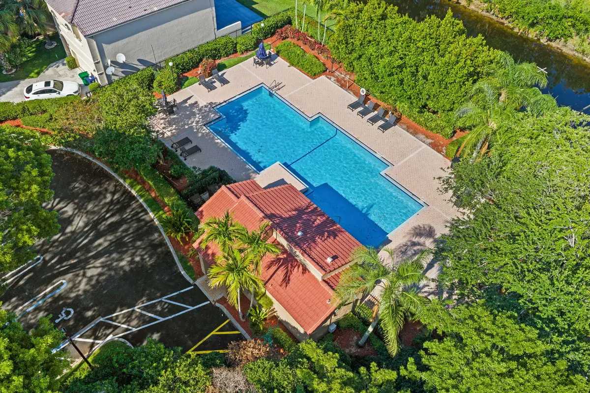 Community Pool at 483 NW 87th Terrace, Coral Springs