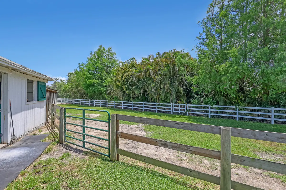 15560 46th (61) at 15560 46th Lane, Wellington