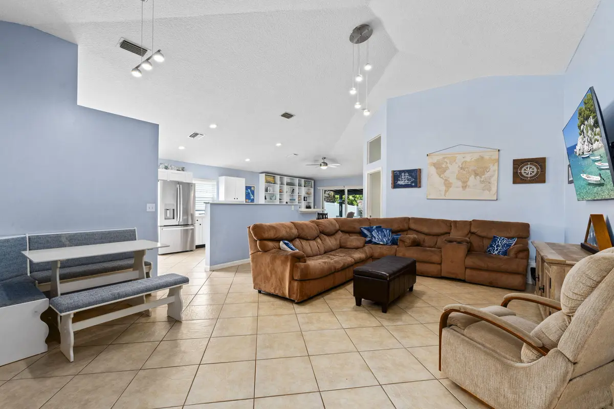 16-web-or-mls-DSC03711 at 864 NW Waterlily Place, Jensen Beach