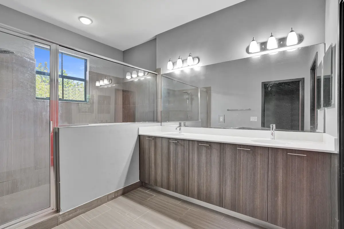 Master Bathroom at 5902 NW 46th Lane, Tamarac