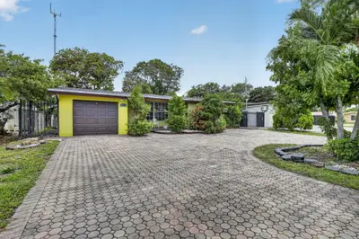 6768 Pansy Drive, Miramar – sold
