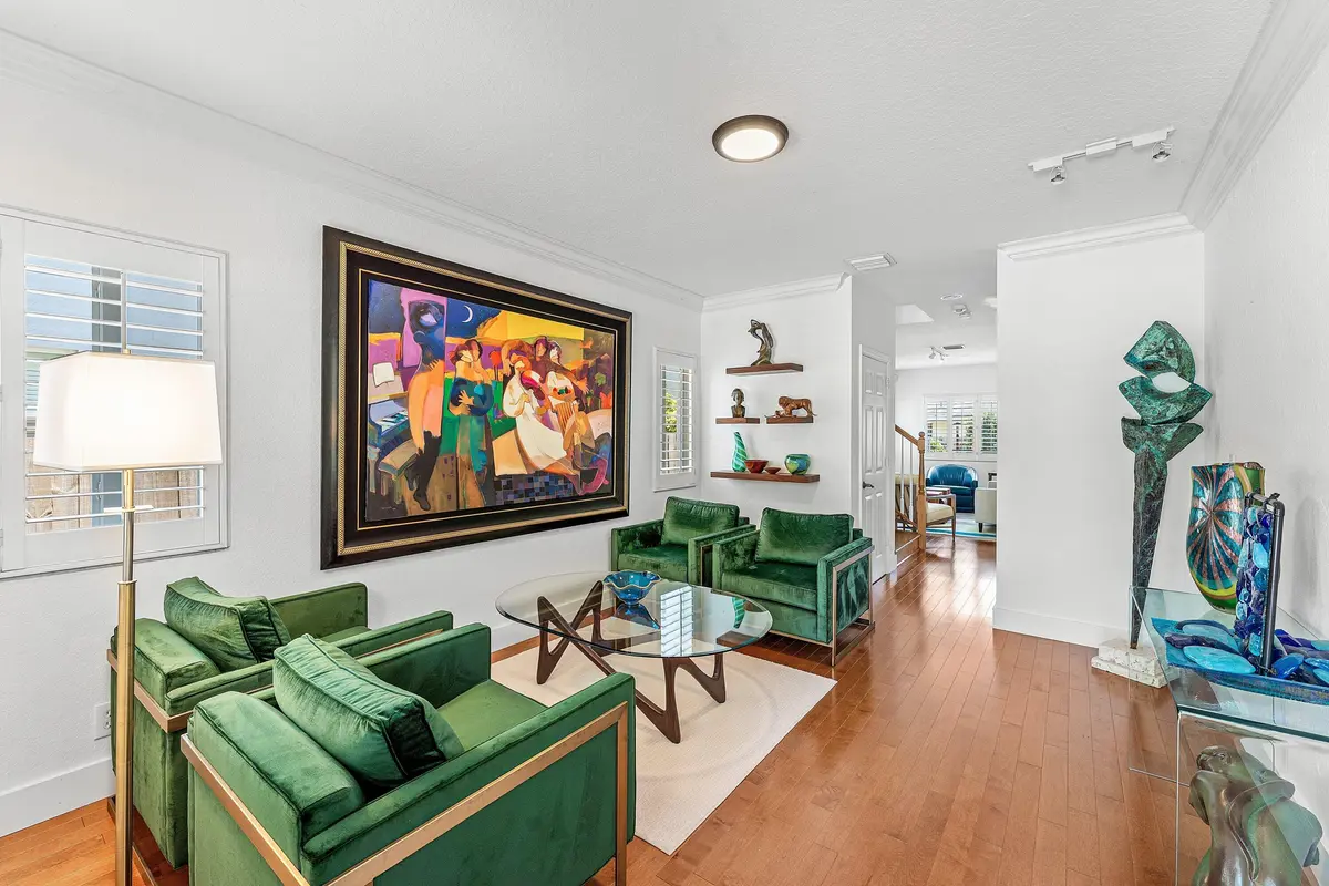 004-808Southwest7thAvenue-FortLauderdale at 808 SW 7th Avenue, Fort Lauderdale