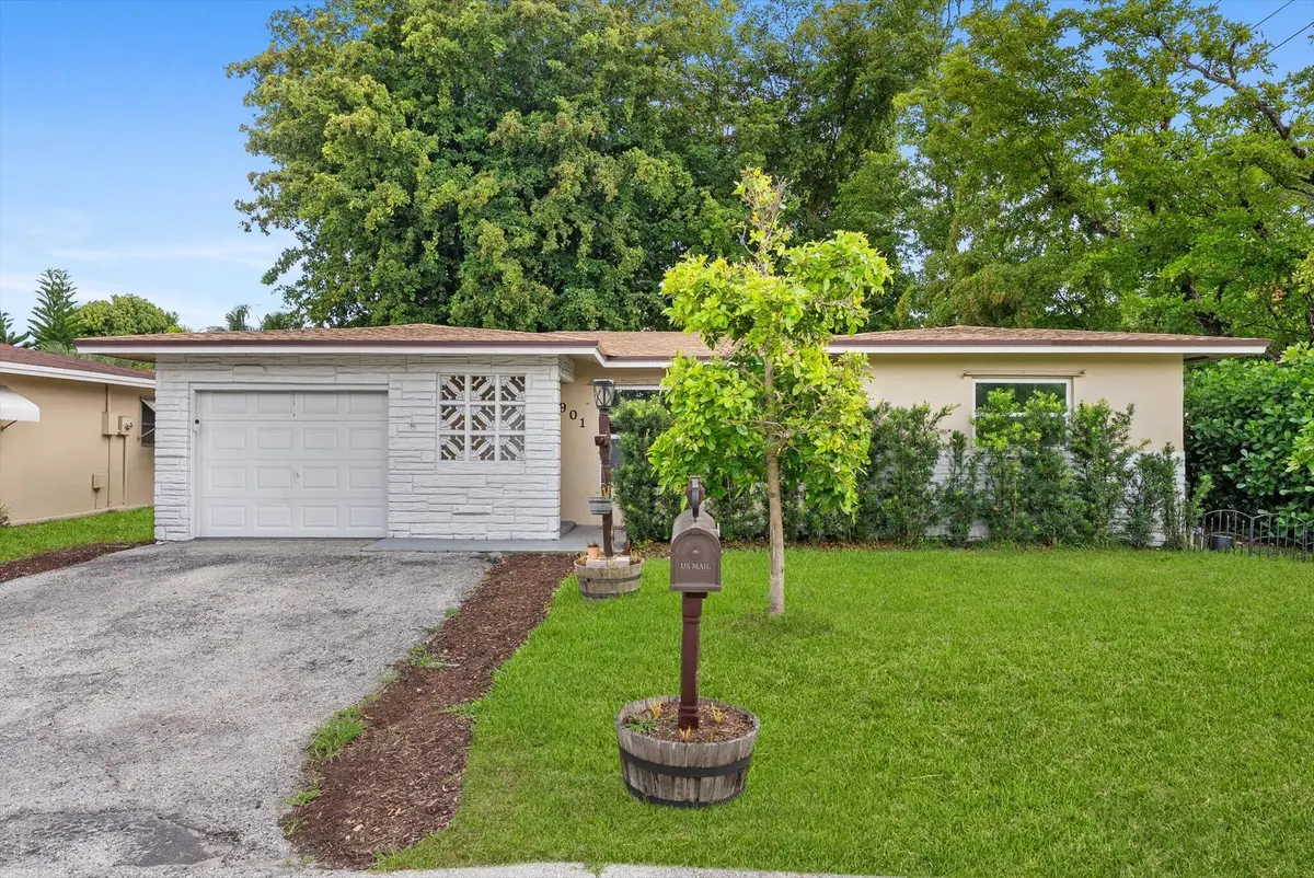 01-1 at 901 NW 49th Street, Deerfield Beach