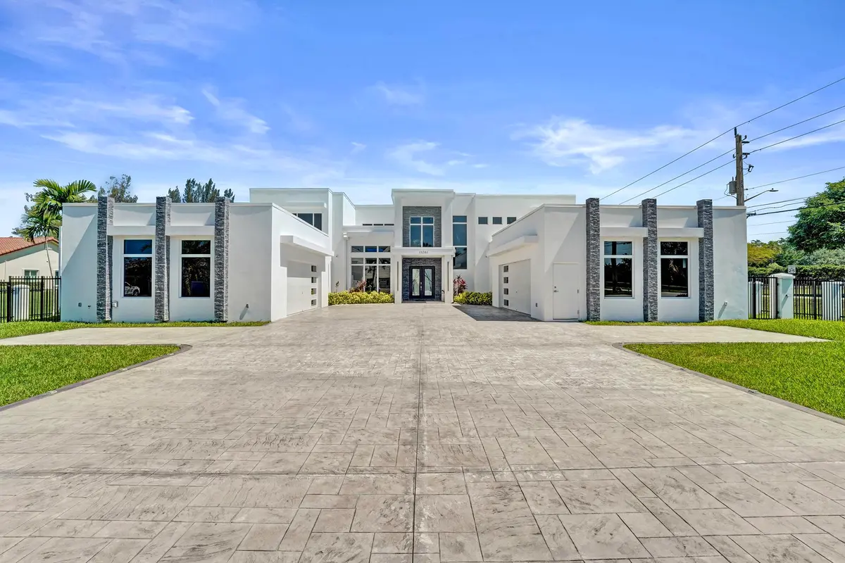 Front. 11201 SW 3rd St at 11201 SW 3rd Street, Plantation