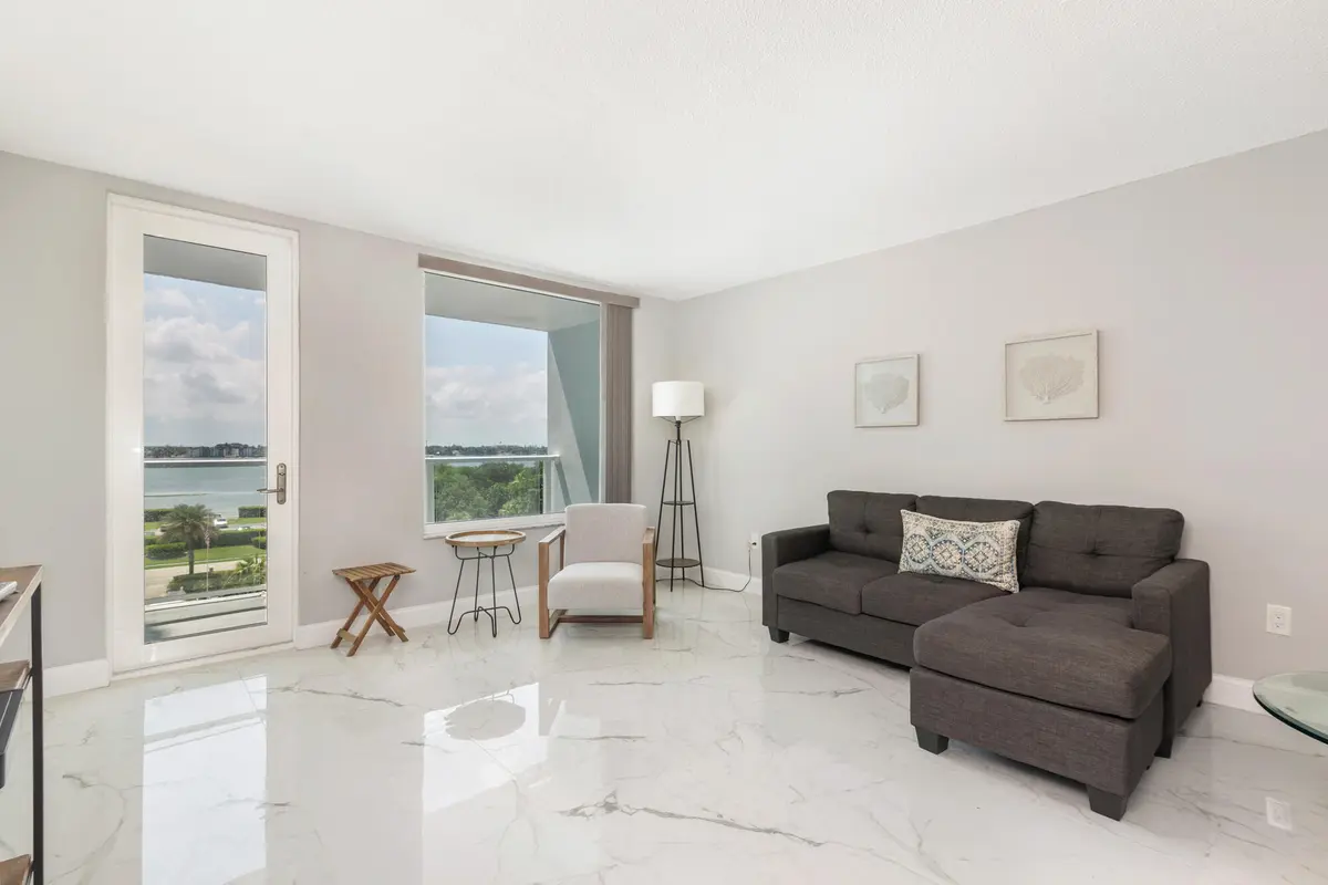 low-6 at 3450 S Ocean Boulevard 4270, Palm Beach