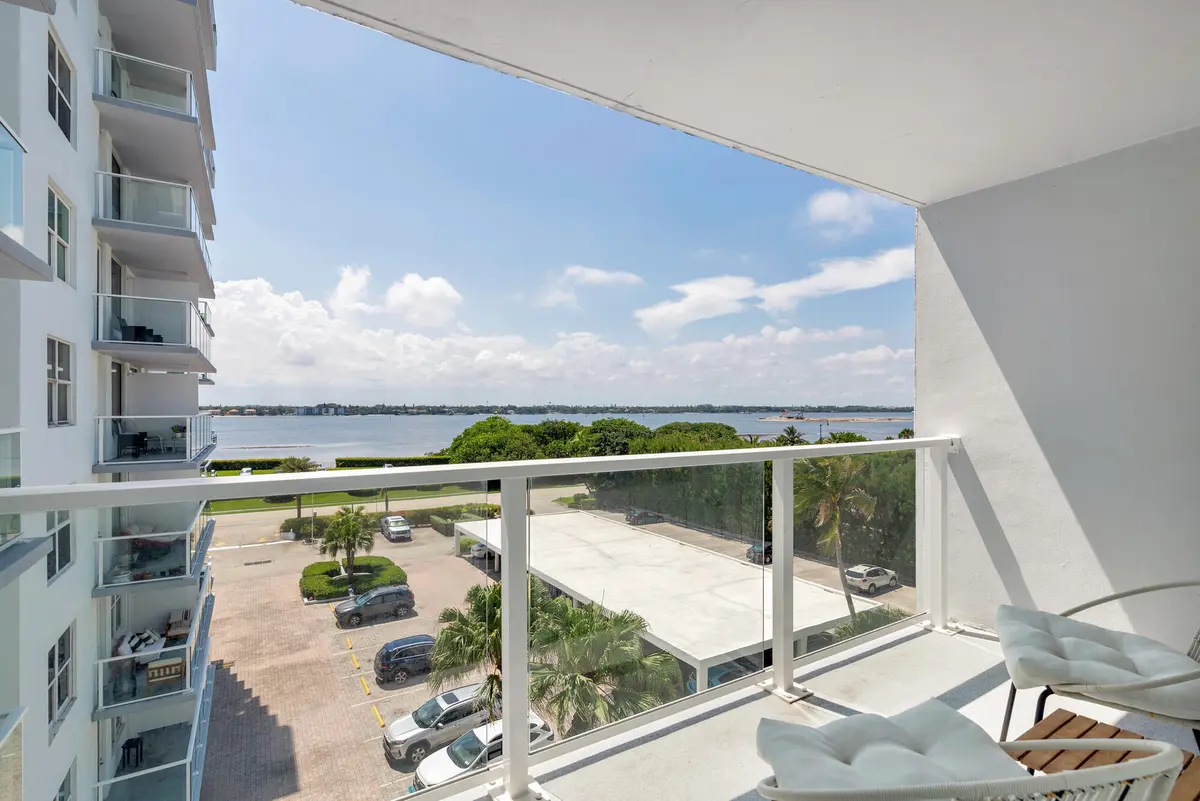 low-15 at 3450 S Ocean Boulevard 4270, Palm Beach