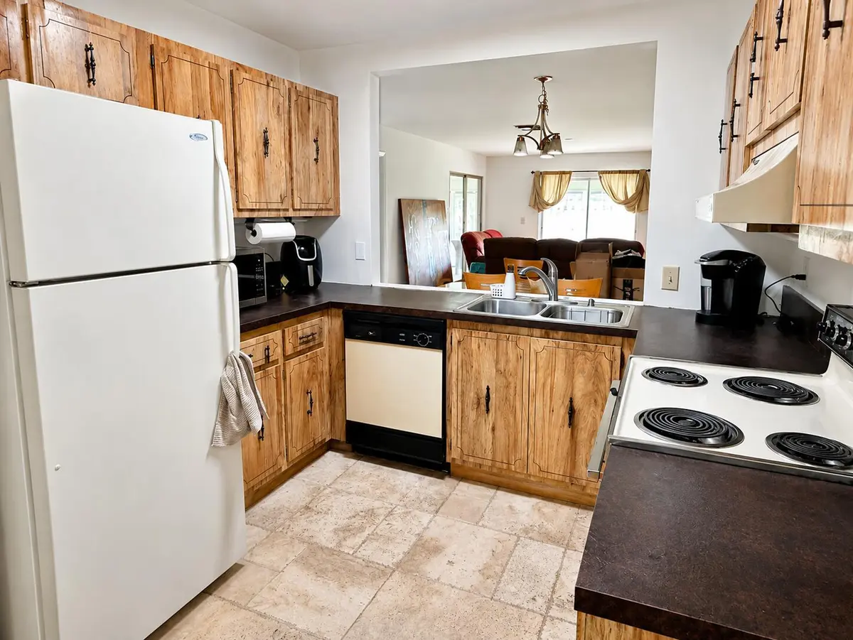 Kitchen at 12497 Guilford Way, Wellington