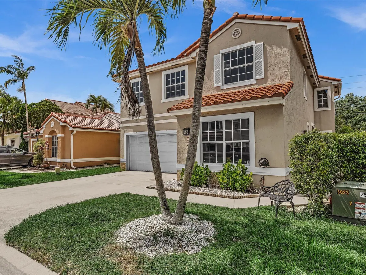 2133 Sg Ft Living Space at 10909 NW 46th Drive, Coral Springs