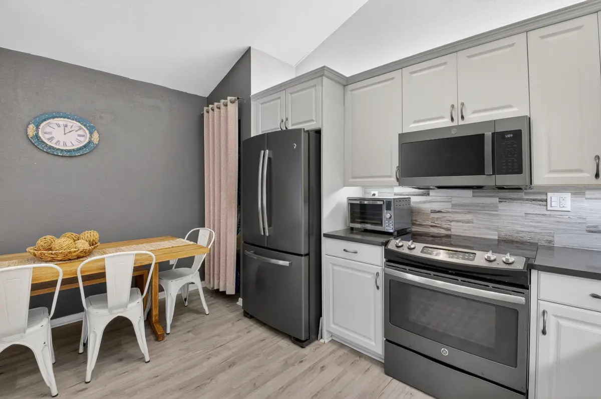 EATIN KITCHEN at 9842 Boca Gardens Trail C, Boca Raton