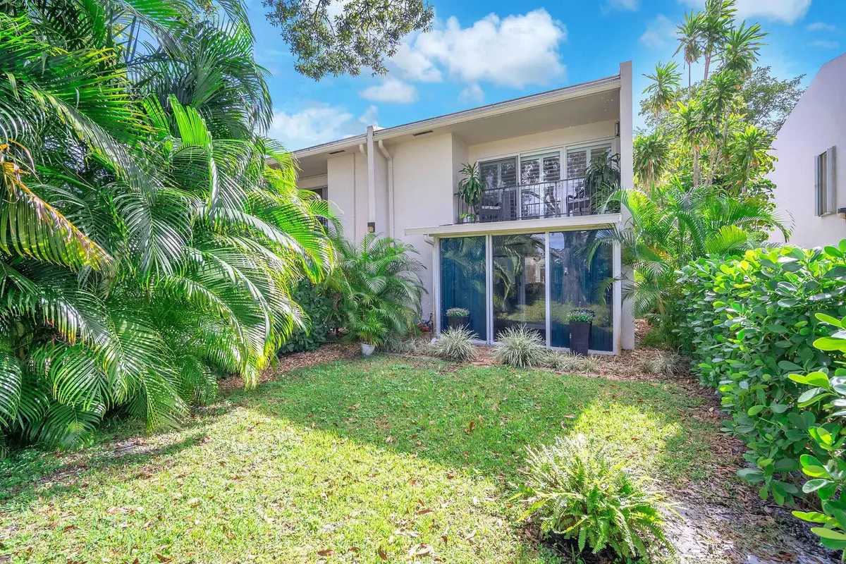 Corner Unit at 3073 N Palm Aire Drive 3073, Pompano Beach