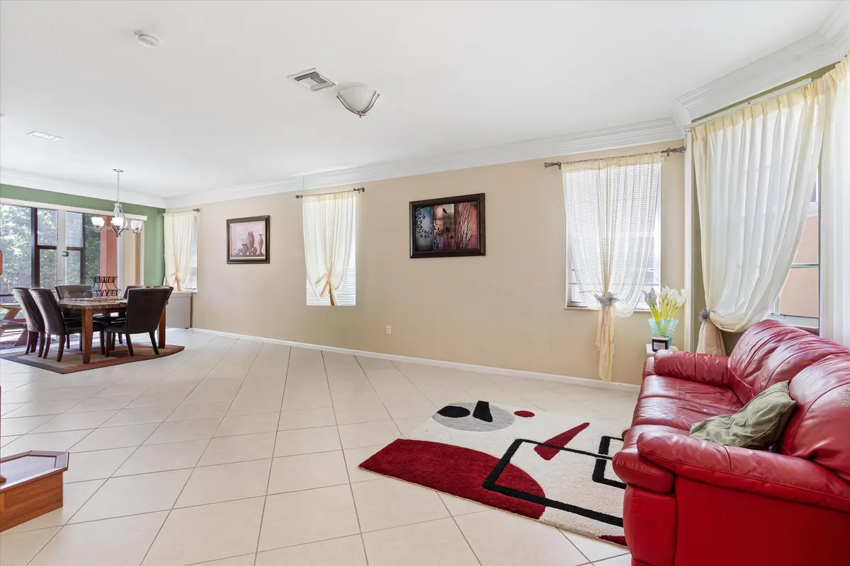 Living & Dining at 2880 Shaughnessy Drive, Wellington