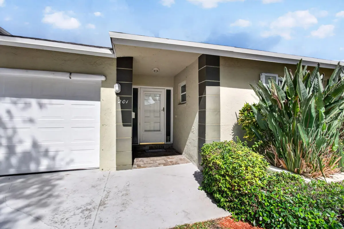 8-web-or-mls-DSC_8115 at 201 Del Rio Boulevard, Boca Raton