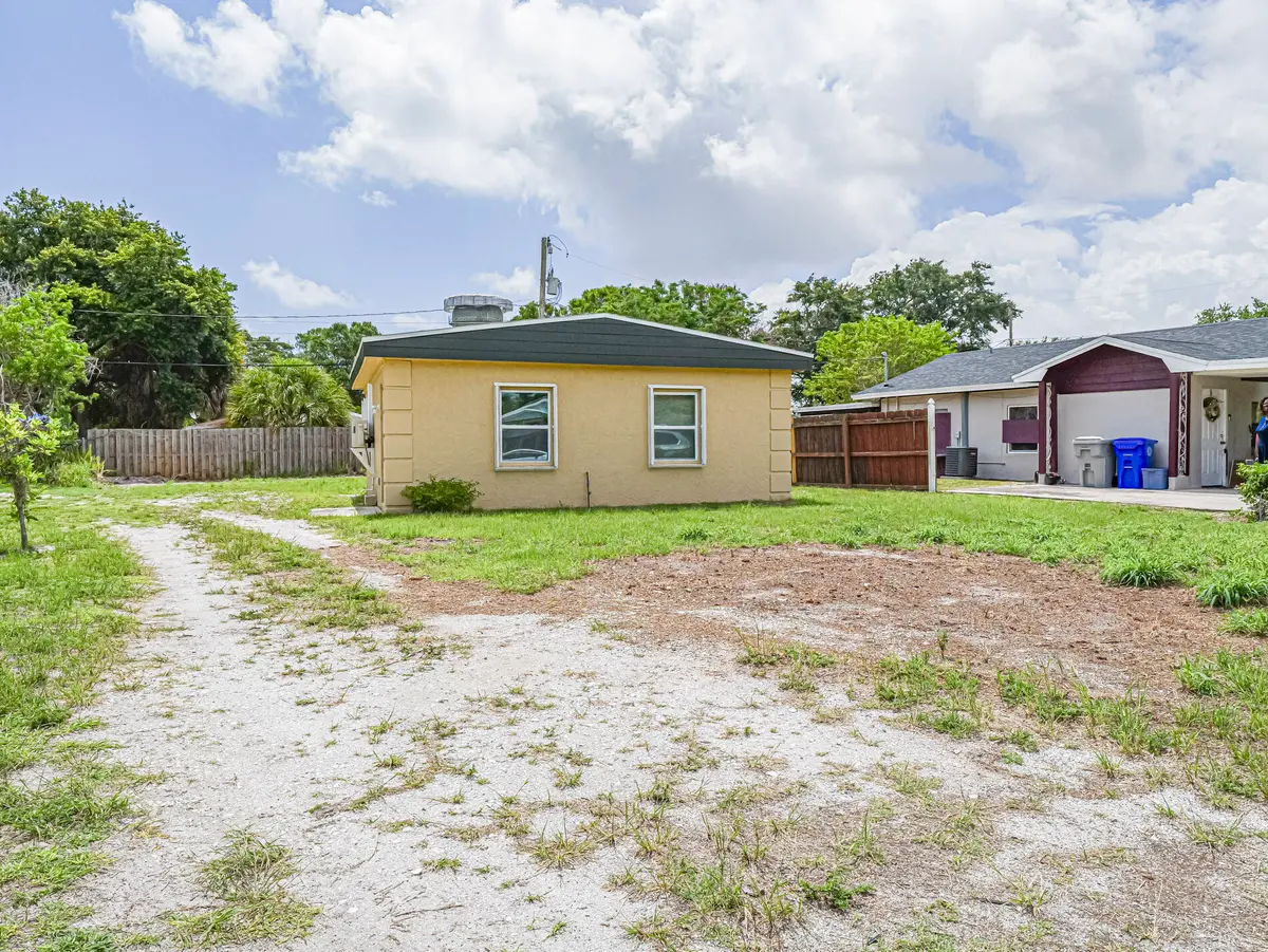 4716 29th Avenue, Vero Beach, FL – photo 1