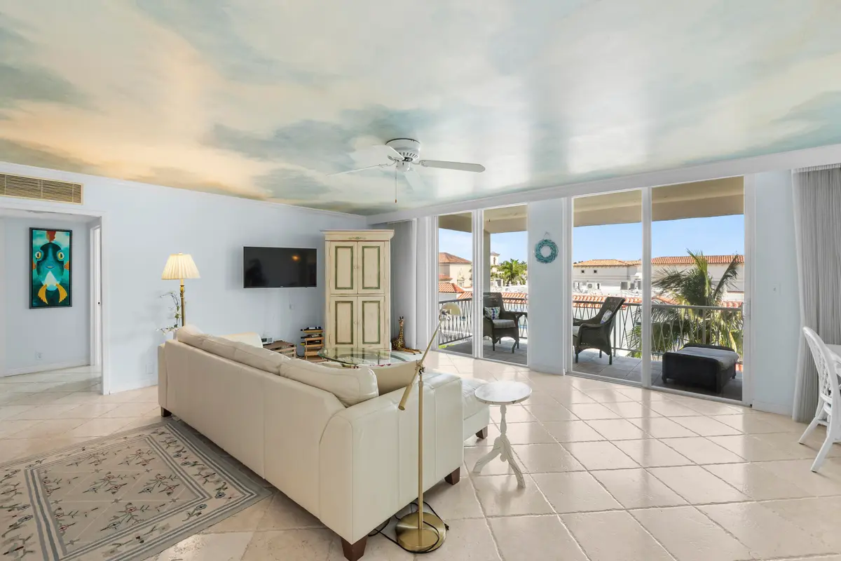 CVF02706 at 170 Chilean Avenue, Palm Beach