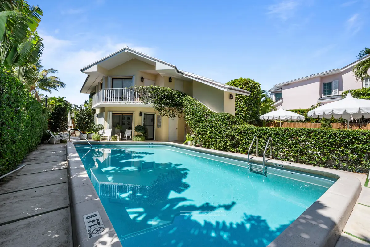 CVF02882 at 170 Chilean Avenue, Palm Beach