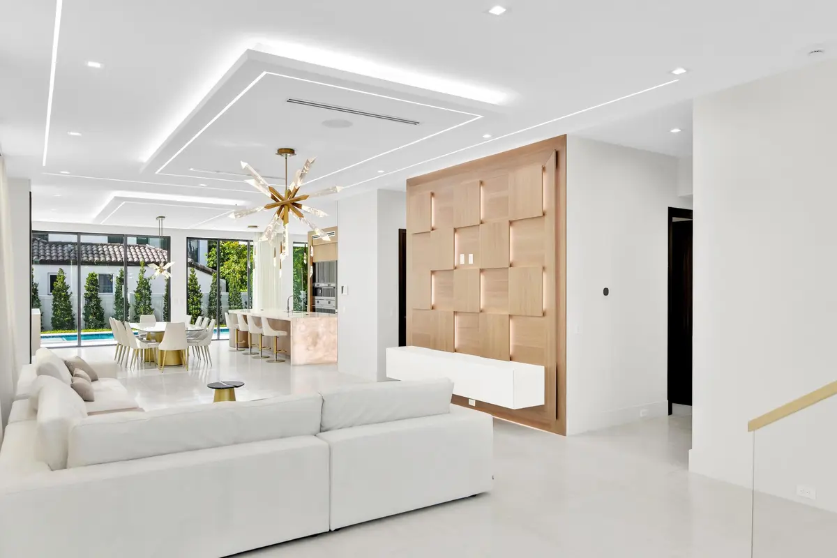 344 NE Second St, Boca Raton 2-24 at 344 NE 2nd Street, Boca Raton