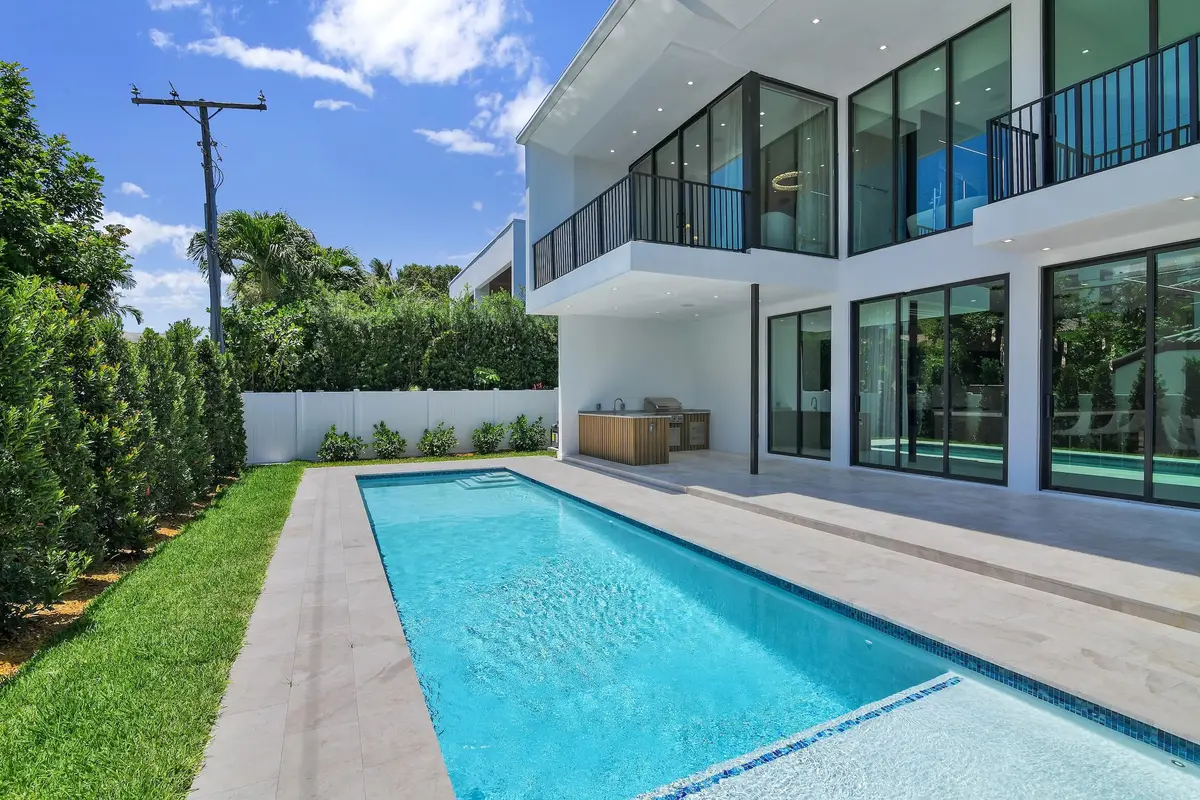 344 NE Second St, Boca Raton 2-47 (1) at 344 NE 2nd Street, Boca Raton
