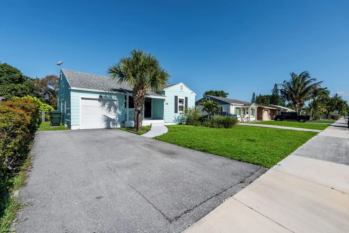2-web-or-mls-A7405518 at 620 N B Street, Lake Worth Beach