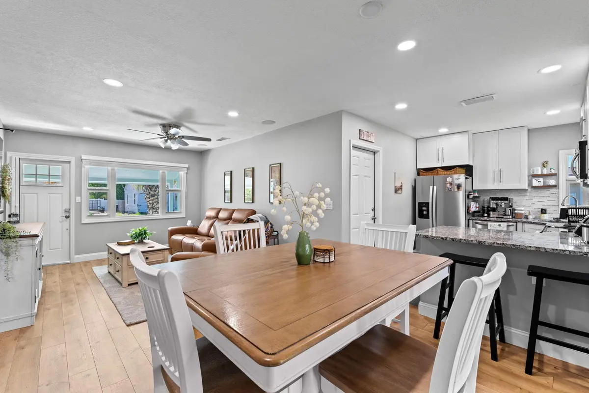 7-web-or-mls-A7405440 at 620 N B Street, Lake Worth Beach