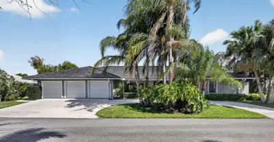 9055 SE Harbor Island Way, Hobe Sound – sold