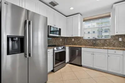 800 Juno Ocean Walk 304, Juno Beach – sold