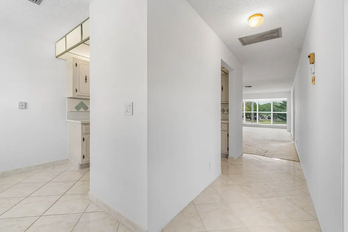 005-2835Southwest13thStreet-202-DelrayBe at 2835 SW 13th Street 202, Delray Beach