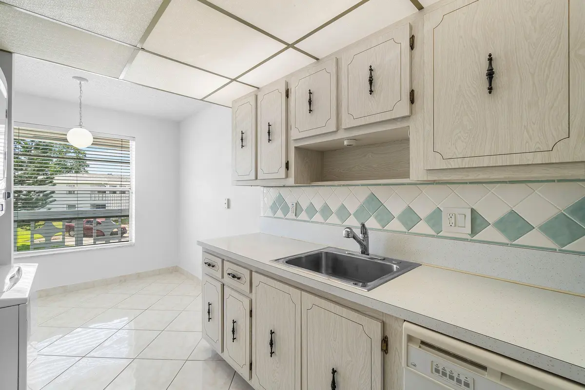 010-2835Southwest13thStreet-202-DelrayBe at 2835 SW 13th Street 202, Delray Beach