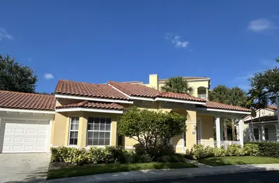 132 Mangrove Bay Way, Jupiter – sold
