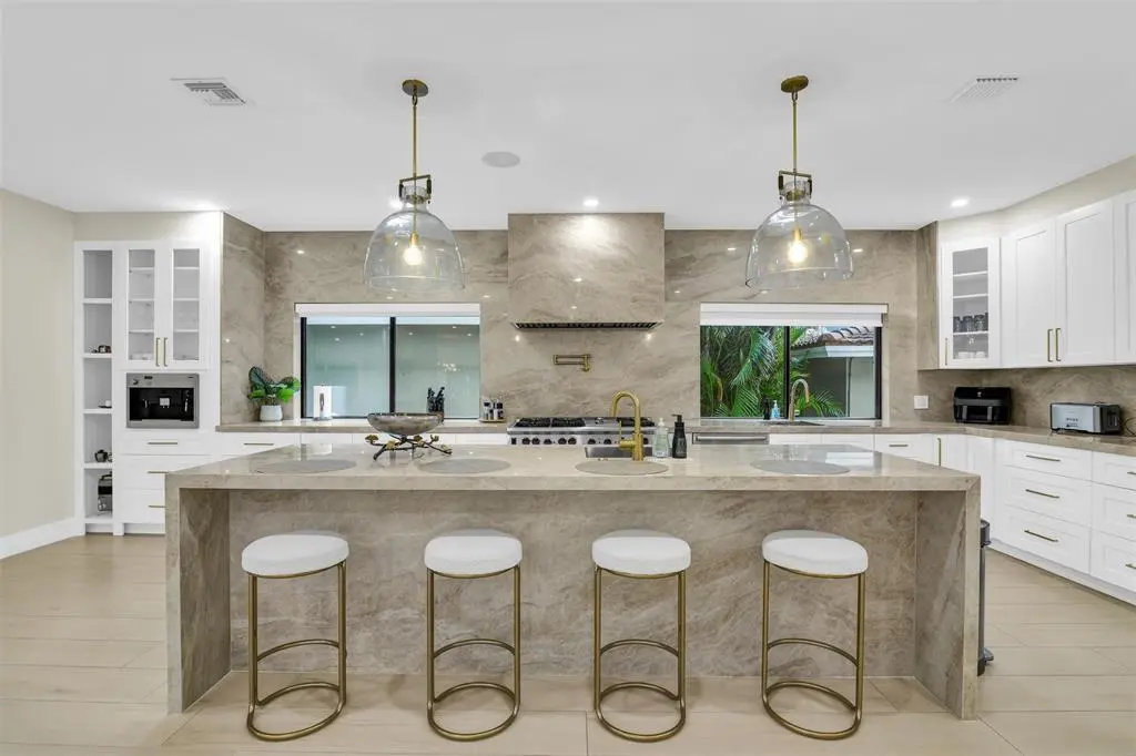 Photo 4 at 319 S Riverside Drive, Pompano Beach
