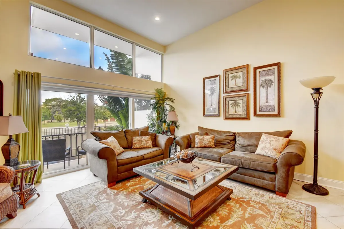 Photo 8 at 5555 N Ocean Boulevard 37, Lauderdale-By-The-Sea