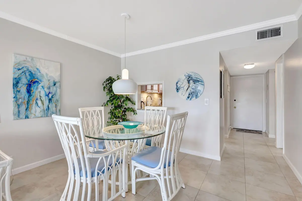 20-web-or-mls-1 (66) at 154 Lake Meryl Drive Unit 255, West Palm Beach