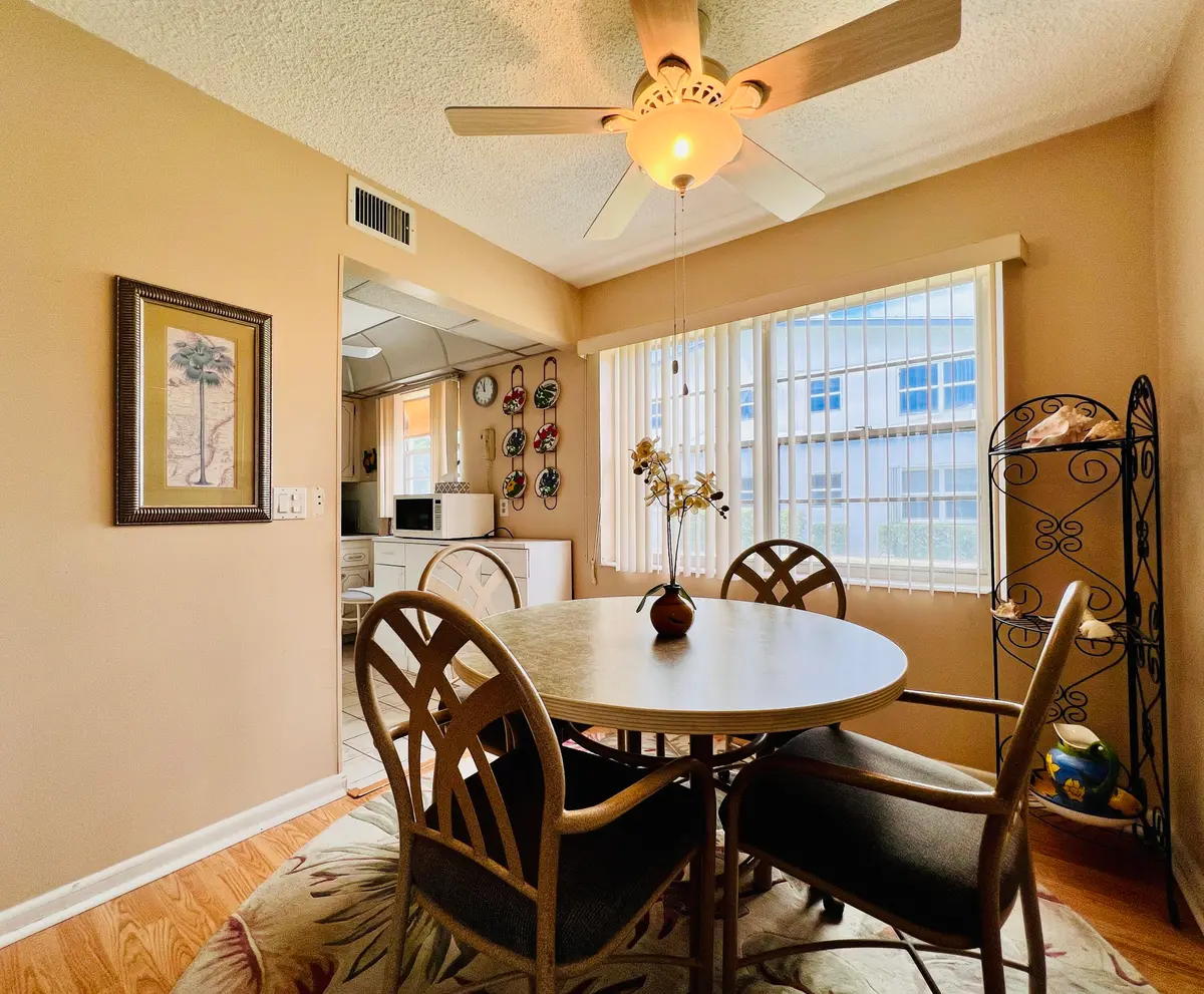 Dining Area to Kitchen at 161 Northampton I, West Palm Beach