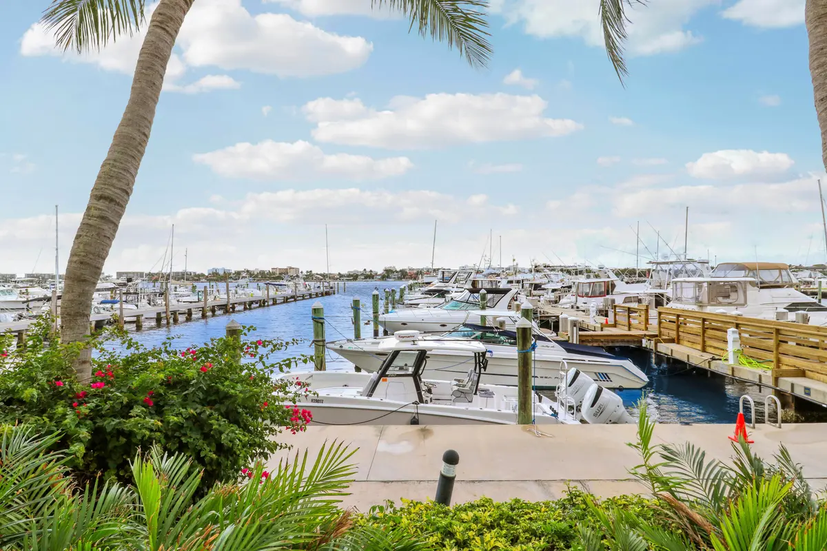 LR & Patio View at 806 E Windward Way 102, Lantana