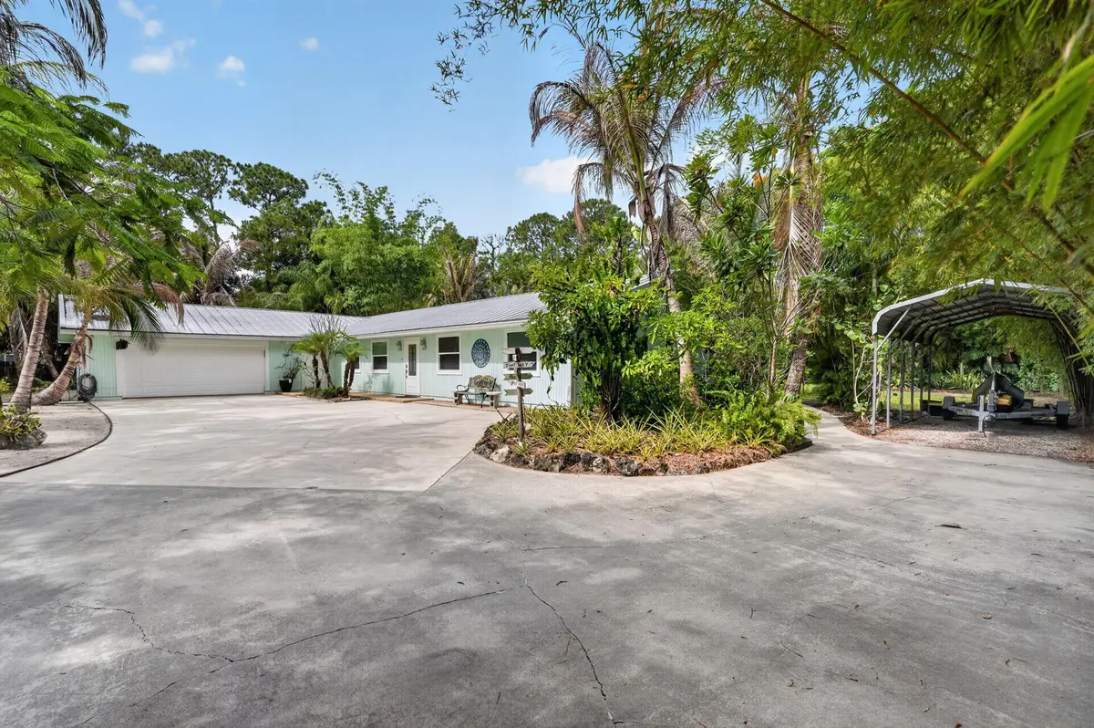 Front at 17391 Alexander Run, Jupiter