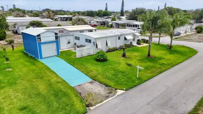 7102 SE Bluebird Circle, Hobe Sound – sold