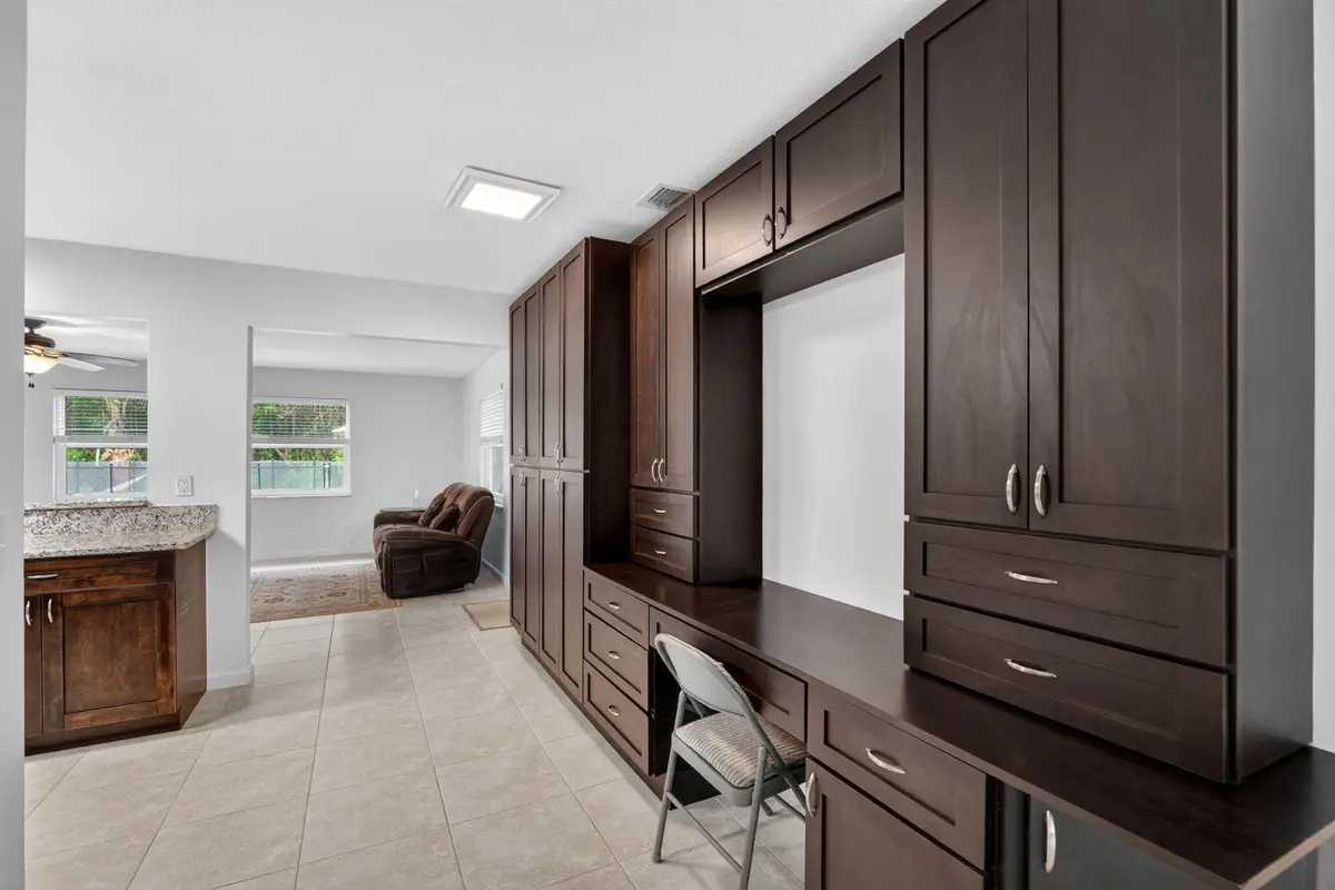 Custom built in kitchen at 17391 Alexander Run, Jupiter