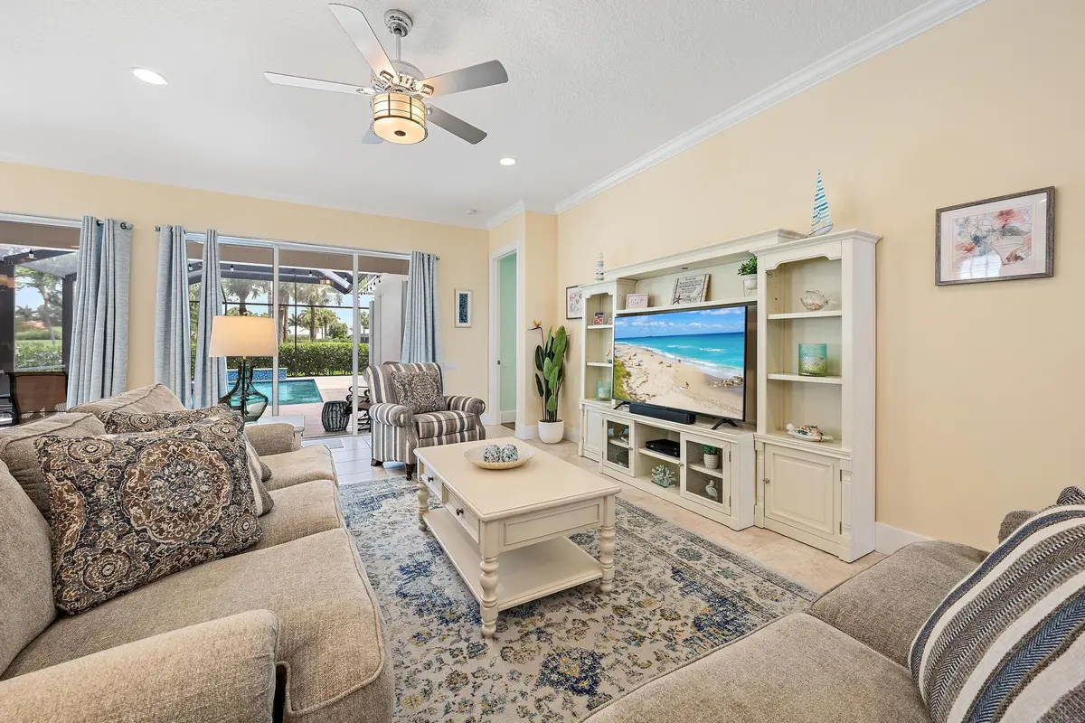 10755 La Strada at 10755 La Strada, West Palm Beach
