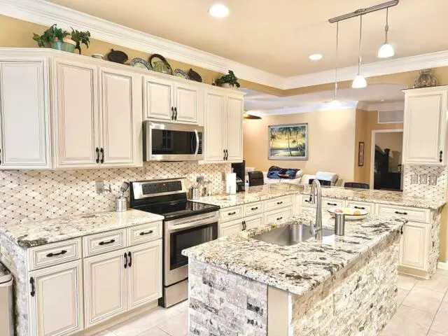 IMG_5553 at 598 NW Waverly Circle, Port St. Lucie