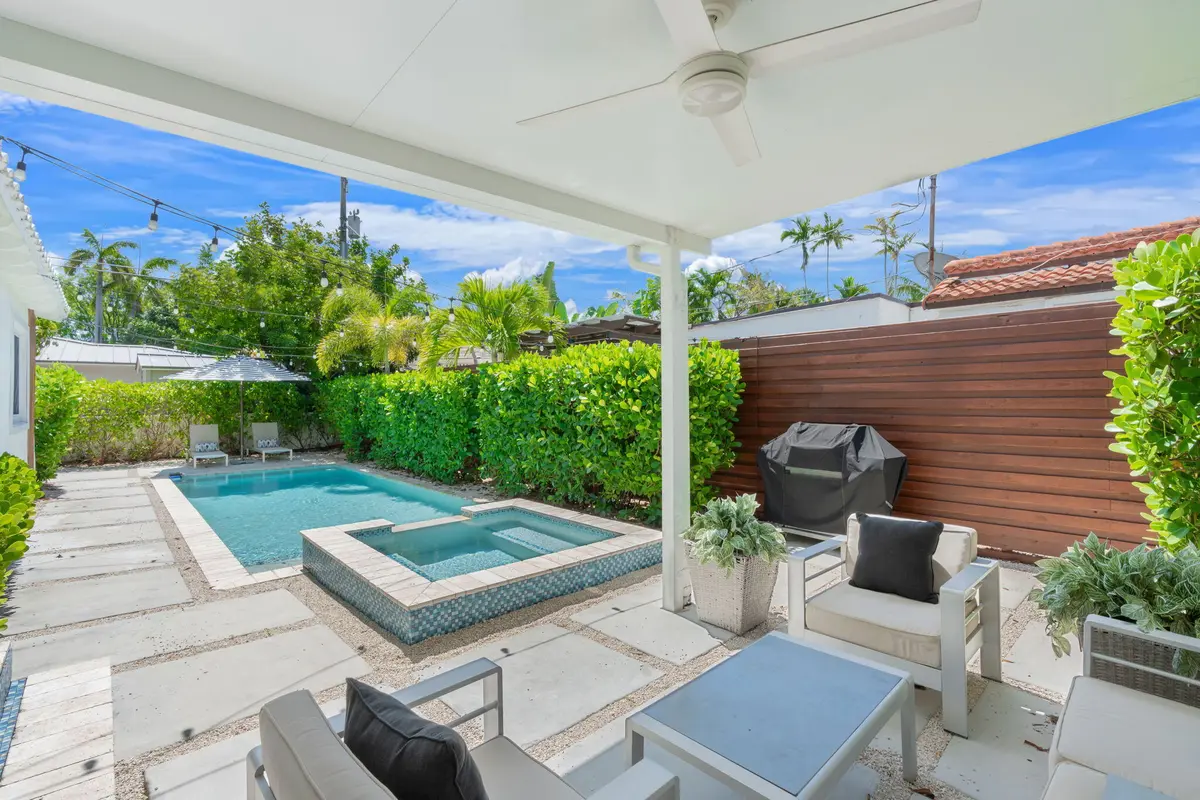 33-web-or-mls-648 NE 17th Ave, Fort Laud at 648 NE 17th Avenue, Fort Lauderdale